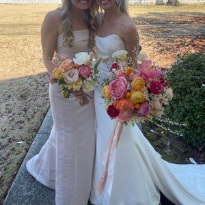 Jaylin dress amsale champagne